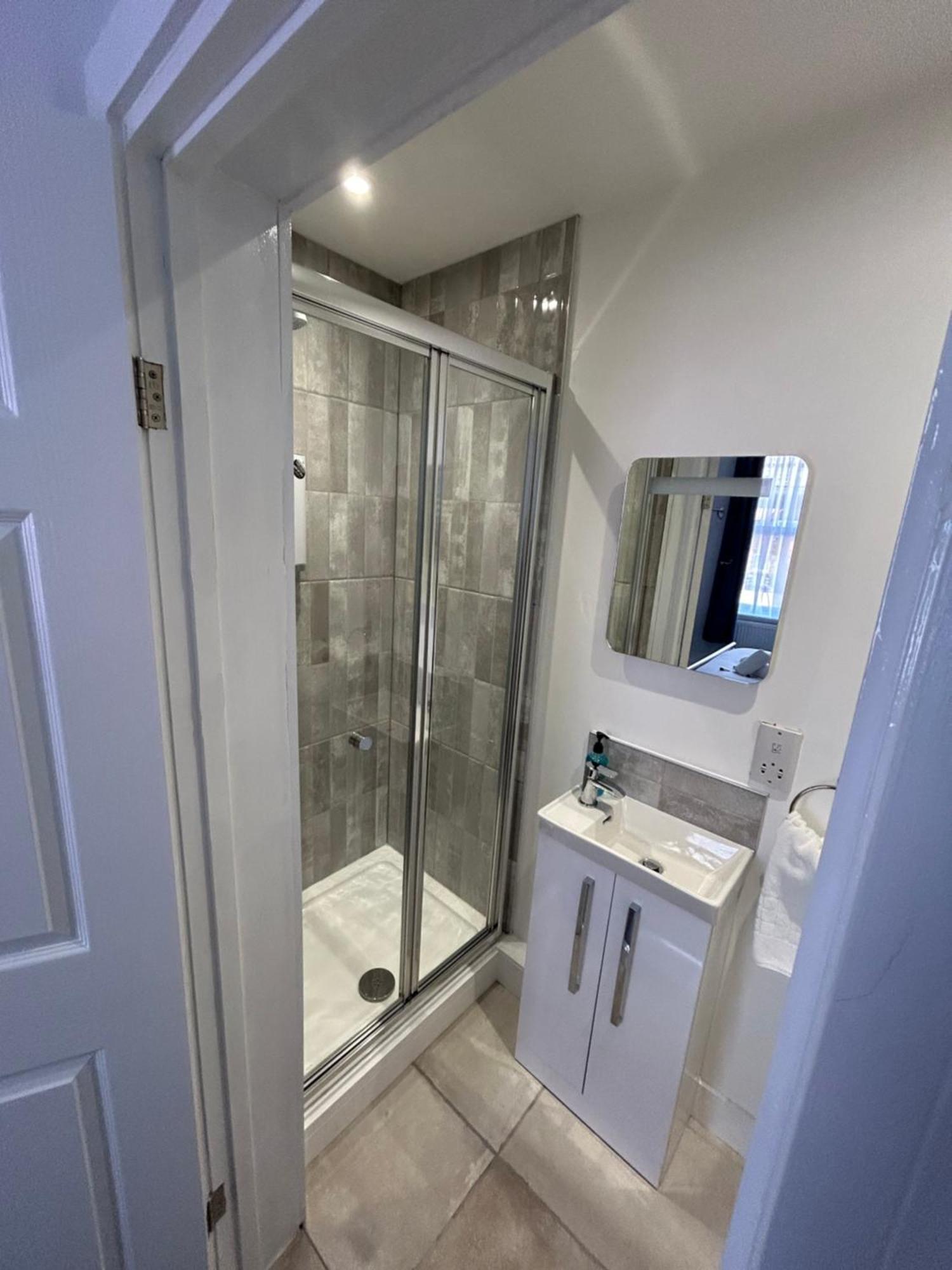 The Niche Apartment York Exterior foto